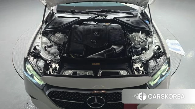 Mercedes-Benz E-Class W214 id 4669896 из Кореи 26