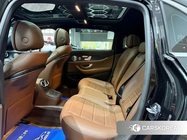 Mercedes-Benz E-class id 4263742 из Китая 32