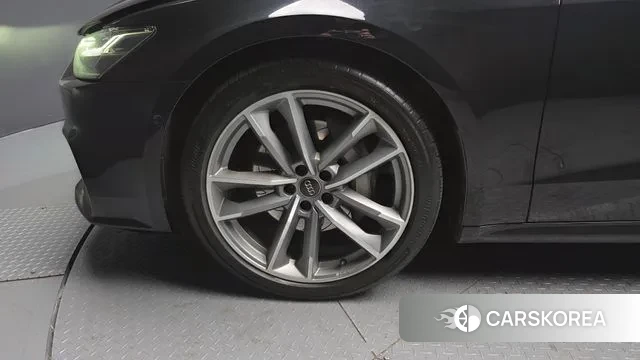 Audi A7 (4K) id 3717855 из Кореи 15