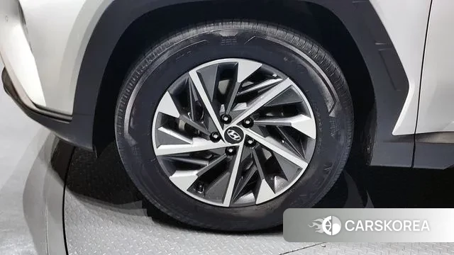 Hyundai Tucson (NX4) id 3746359 из Кореи 15