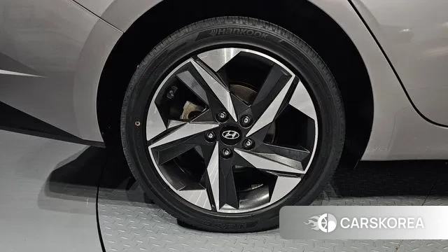 Hyundai Avante (CN7) id 2990565 из Кореи 15