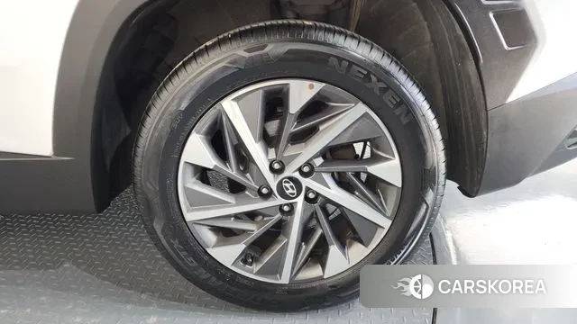 Hyundai Tucson (NX4) id 3428278 из Кореи 15