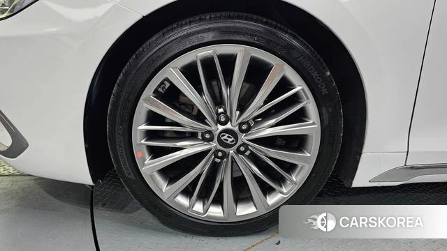Hyundai Grandeur IG id 4403661 из Кореи 15