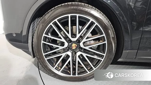 Porsche Cayenne (PO536) id 3341379 из Кореи 15