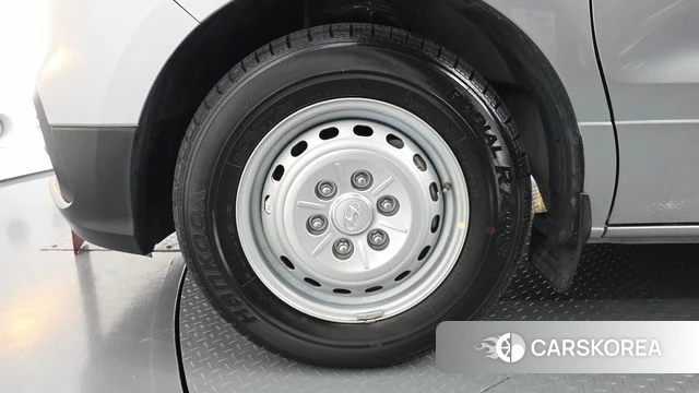 Hyundai The New Grand Starex id 4619755 из Кореи 25