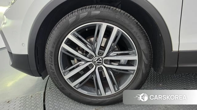 Volkswagen Tiguan second Generation id 4863300 из Кореи 32