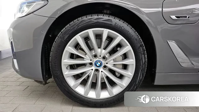 BMW 5 Series (G30) id 3503487 из Кореи 15