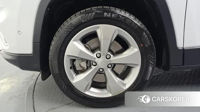 Jeep Cherokee (KL) id 3716714 из Кореи 15