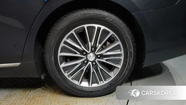Hyundai Grandeur IG Hybrid id 3005080 из Кореи 15