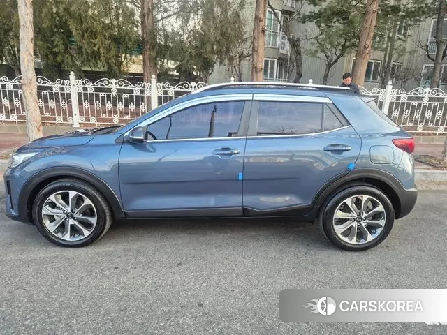 Kia Stonic id 3661994 из Кореи 9