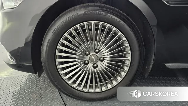 Genesis G90 id 3290679 из Кореи 15