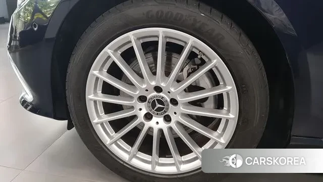 Mercedes-Benz E-Class W213 id 3229030 из Кореи 12