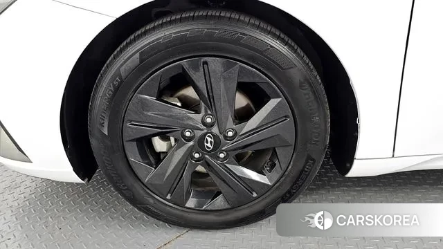 Hyundai Avante (CN7) id 3777472 из Кореи 15