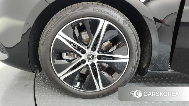 Mercedes-Benz A-Class W177 id 4307990 из Кореи 28