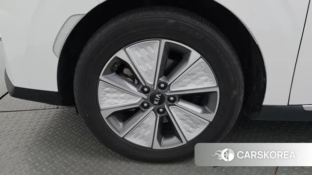 Kia Soul Booster EV id 3682175 из Кореи 15