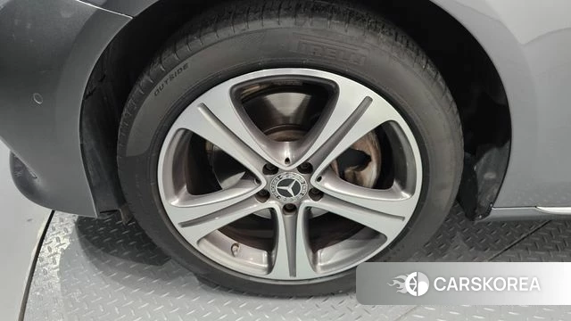 Mercedes-Benz E-Class W213 id 4424732 из Кореи 29