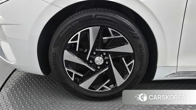 Hyundai The New Grandeur IG Hybrid id 4443749 из Кореи 15