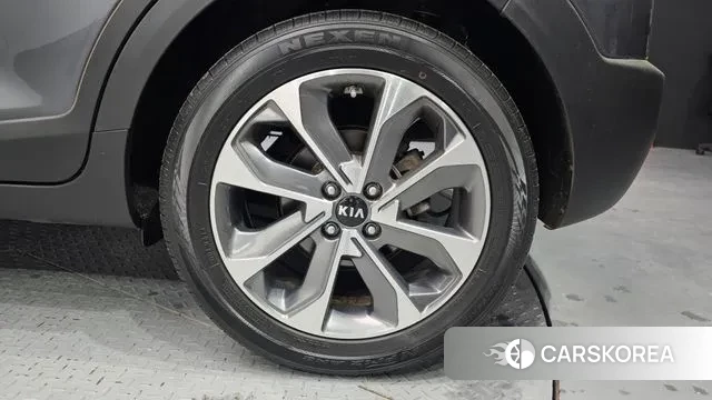 Kia Stonic id 3536014 из Кореи 15