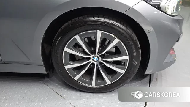 BMW 3 Series (G20) id 3711730 из Кореи 15