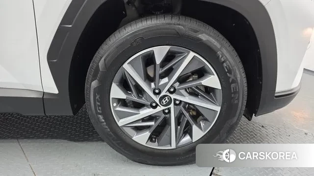 Hyundai Tucson (NX4) id 3576909 из Кореи 15