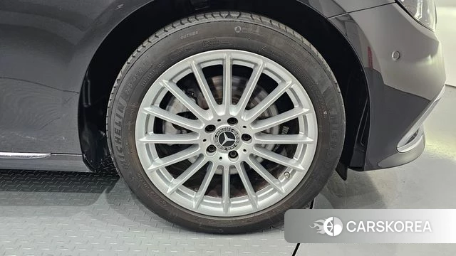 Mercedes-Benz E-Class W213 id 3827389 из Кореи 15