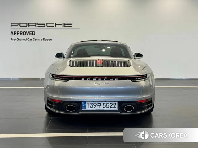 Porsche 911(992) id 4280322 из Кореи 15
