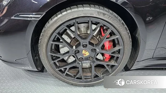 Porsche 911(992) id 3289568 из Кореи 15