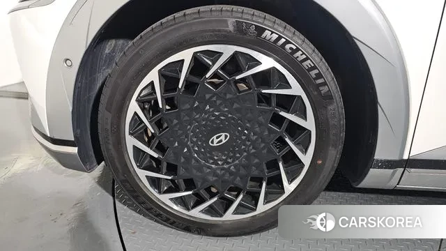 Hyundai Ionic 5 id 3361447 из Кореи 15