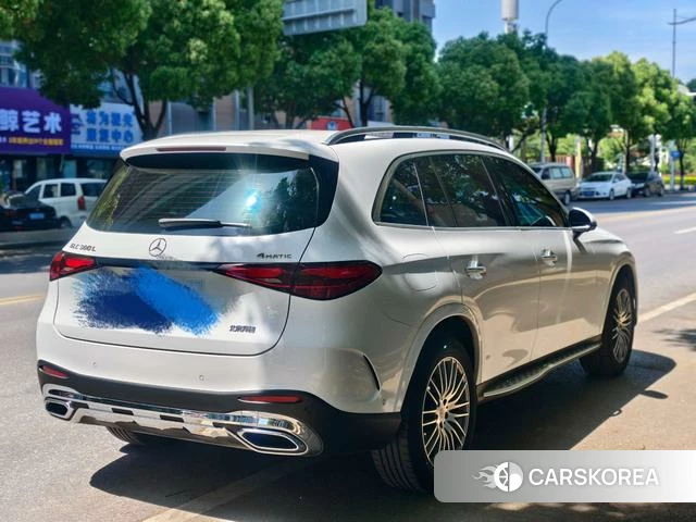 Mercedes-Benz GLC 2023 Белый из Китая, фото 6