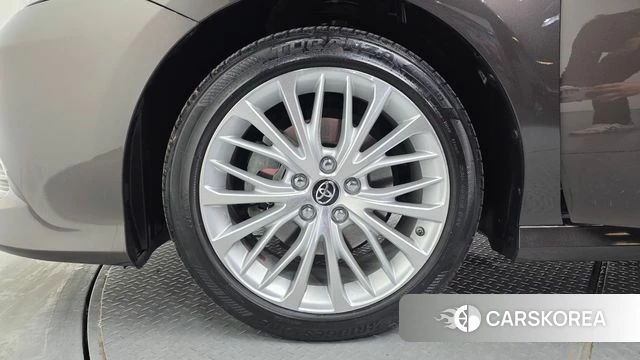 Toyota Camry (XV70) id 3879888 из Кореи 15