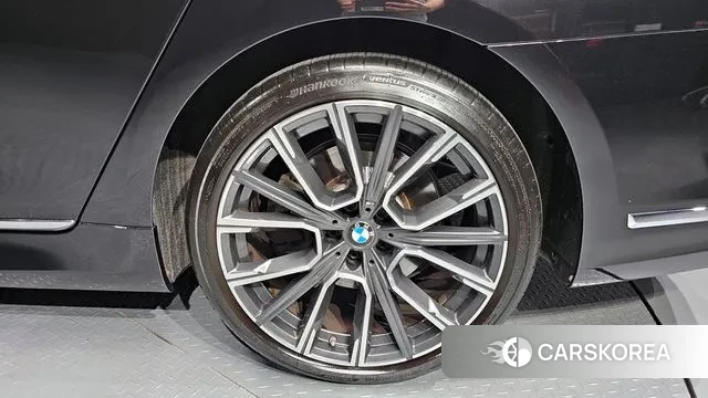 BMW 7 Series (G11) id 3037173 из Кореи 15