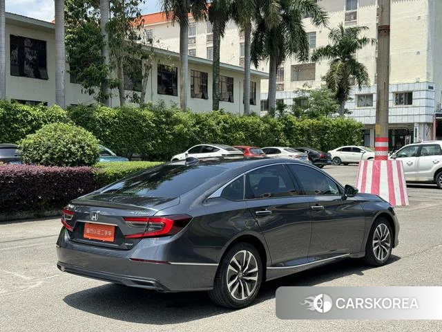 Honda Accord id 4290007 из Китая 7