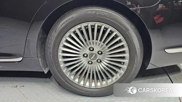 Genesis G90 id 3552388 из Кореи 15