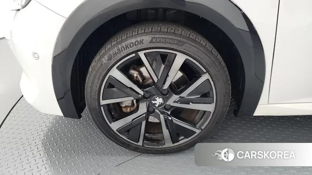 Peugeot e-208 second Generation id 3437176 из Кореи 15