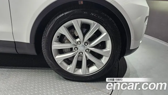 Land Rover Discovery 5 id 2852893 из Кореи 15