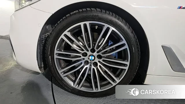 BMW 5 Series (G30) id 3602074 из Кореи 16