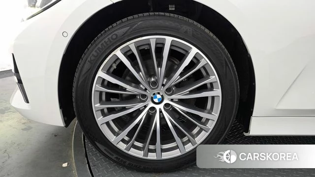 BMW 3 Series (G20) id 4371669 из Кореи 28