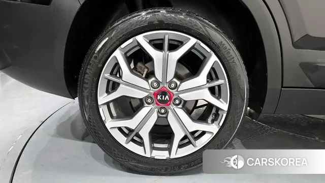 Kia Seltos id 3616878 из Кореи 15