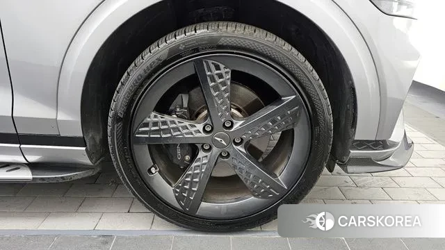 Genesis GV70 id 3701925 из Кореи 15