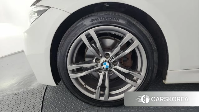 BMW 3 Series (F30) id 4246003 из Кореи 26