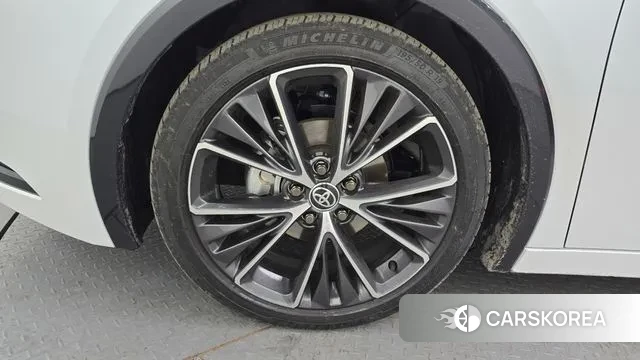 Toyota Prius 5th Generation id 3731686 из Кореи 15