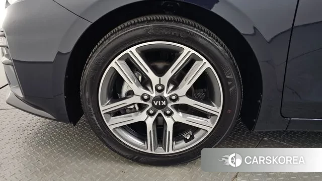 Kia Come New K3 id 3612499 из Кореи 15