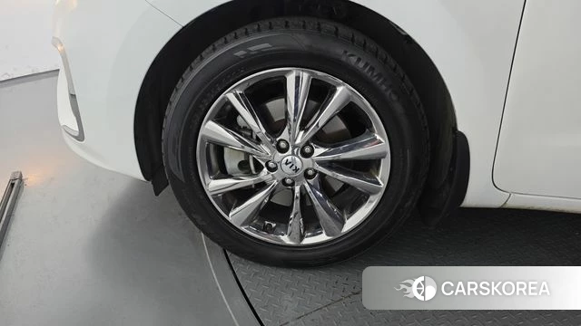 Kia The New Carnival id 4286167 из Кореи 15