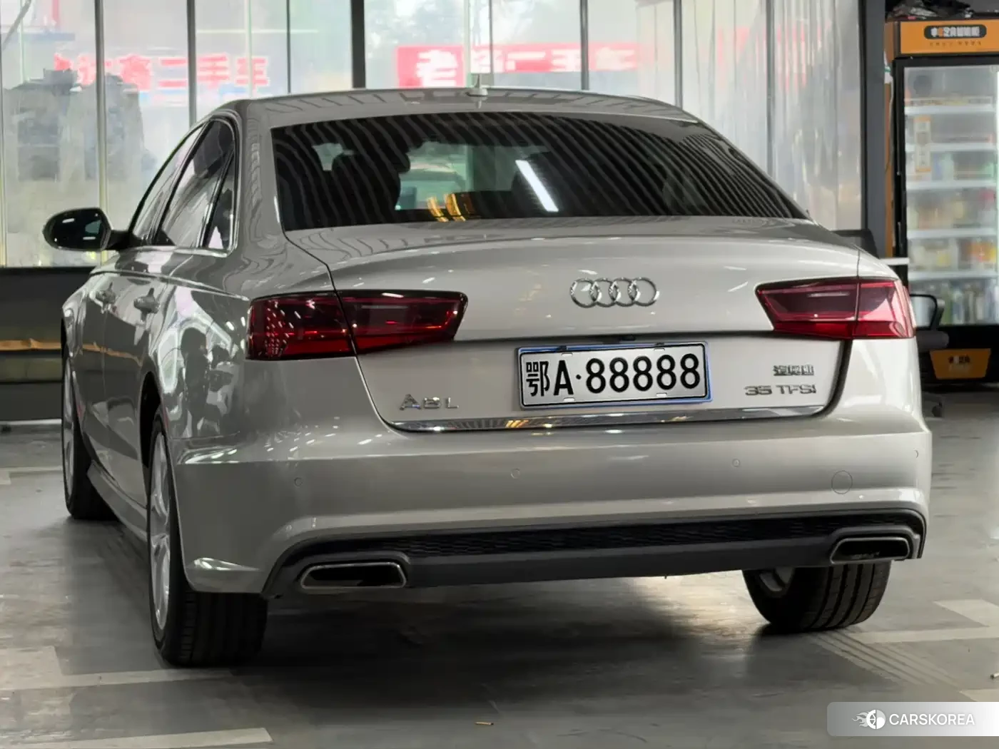 Audi A6L id 4565447 из Китая 13