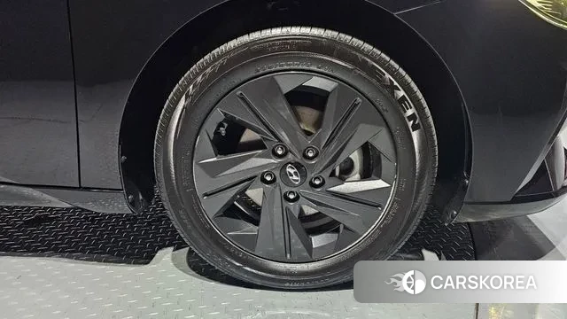 Hyundai Avante Hybrid (CN7) id 3044504 из Кореи 15