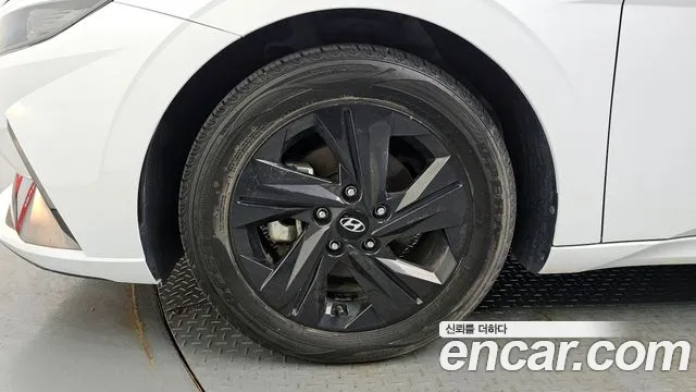 Hyundai Avante Hybrid (CN7) id 2695010 из Кореи 15