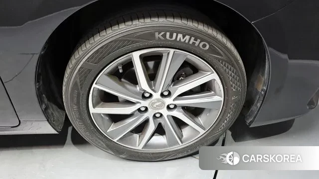 Lexus New ES300h id 3375293 из Кореи 15