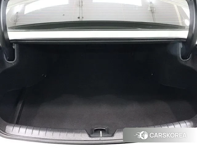 Hyundai Grandeur (GN7) id 3278443 из Кореи 15