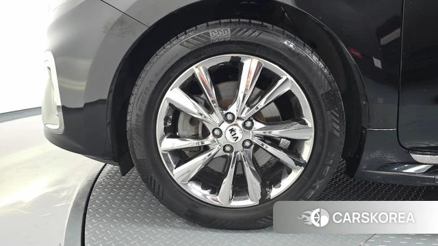 Kia The New Carnival id 4642939 из Кореи 15