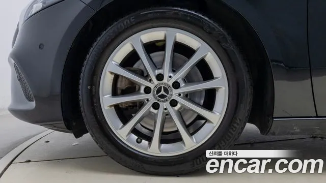 Mercedes-Benz A-Class W177 id 2673540 из Кореи 15